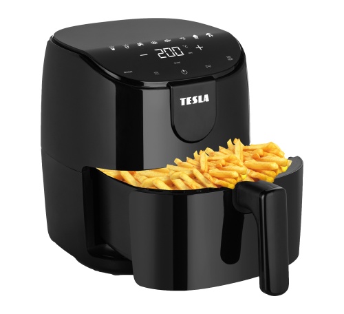Fritéza TESLA AirCook Q40 s hranolky uvnitř