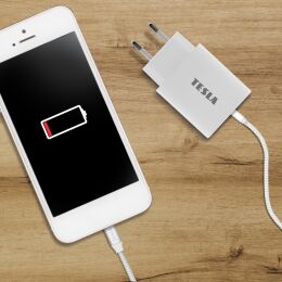 TESLA Power Charger T100 - rychlonabíječka 20 W PD 3.0/PPS (bílá barva)