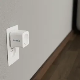 TESLA Smart Plug SP300 - chytrá zásuvka, poškozený obal