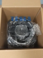 Uložení hrnce, nádob a tukového filtru, viditelná spodní výplň